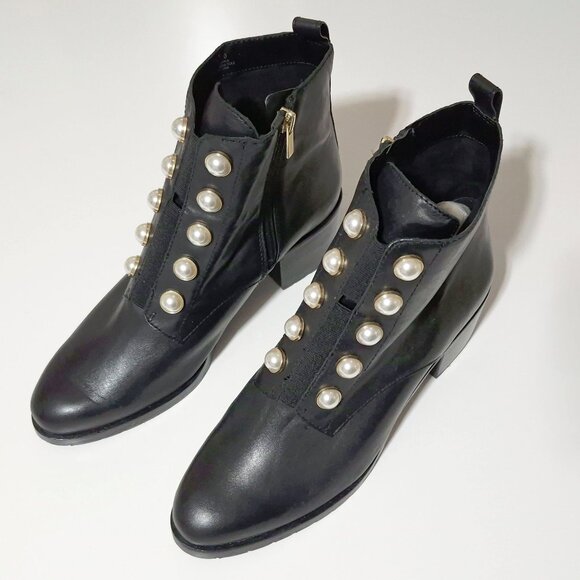 NWOT Lord & Taylor Floria boot with faux pearl accenting, US 10, EU 40 - Picture 1 of 8